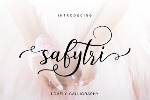 Safytri: A Script Font for Editorial Impact